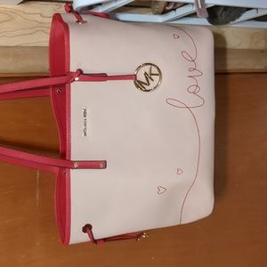 Micheal kors valentine's day purse